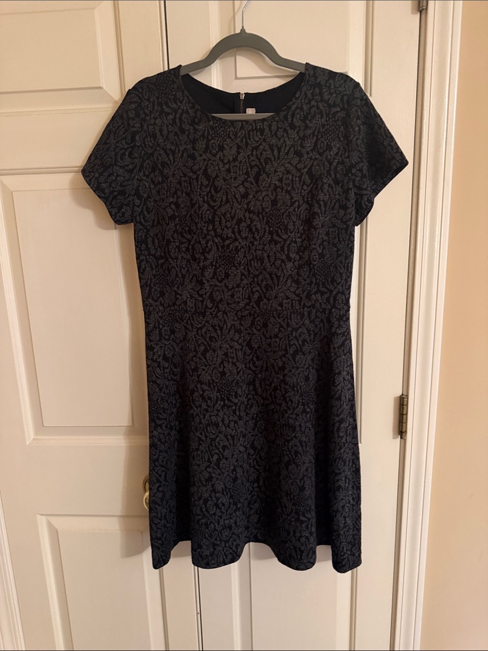LOFT Black Textured Short Sleeve Midi Dress